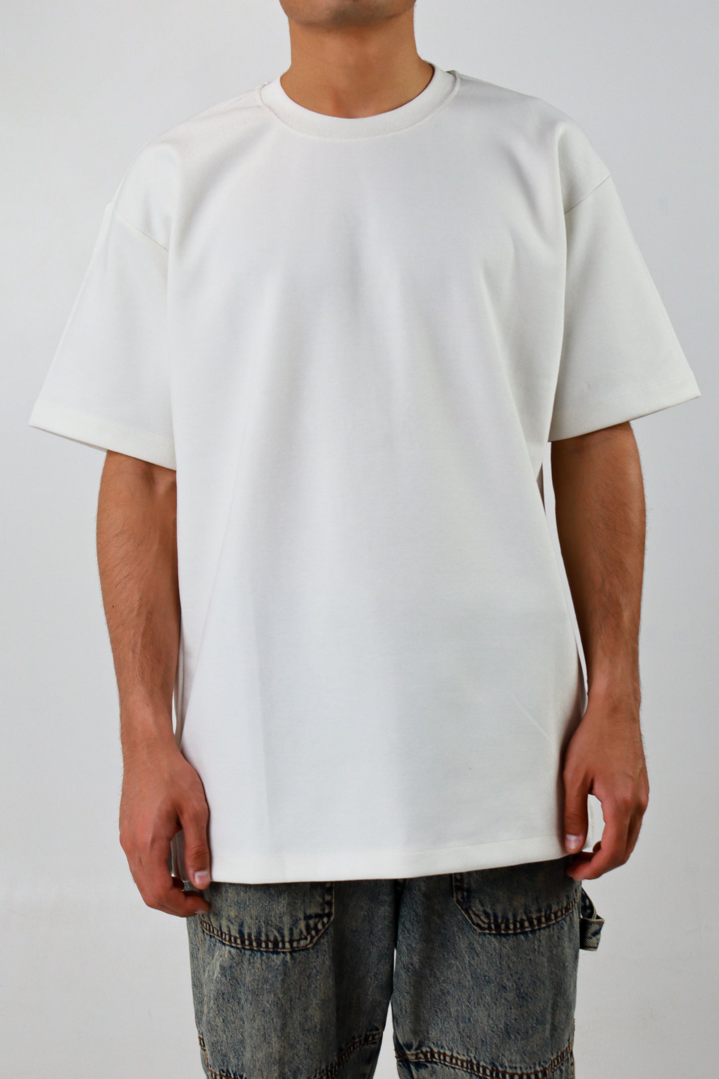 WHITE T-SHIRT 1.0